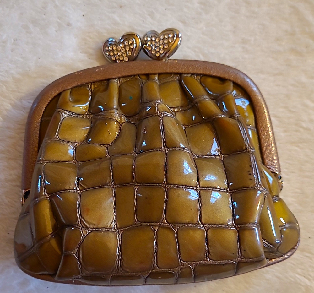 VTG Brighton Women’s Brown Croc Kisslock Coin Wallet Purse w/ Rhinestone Heart